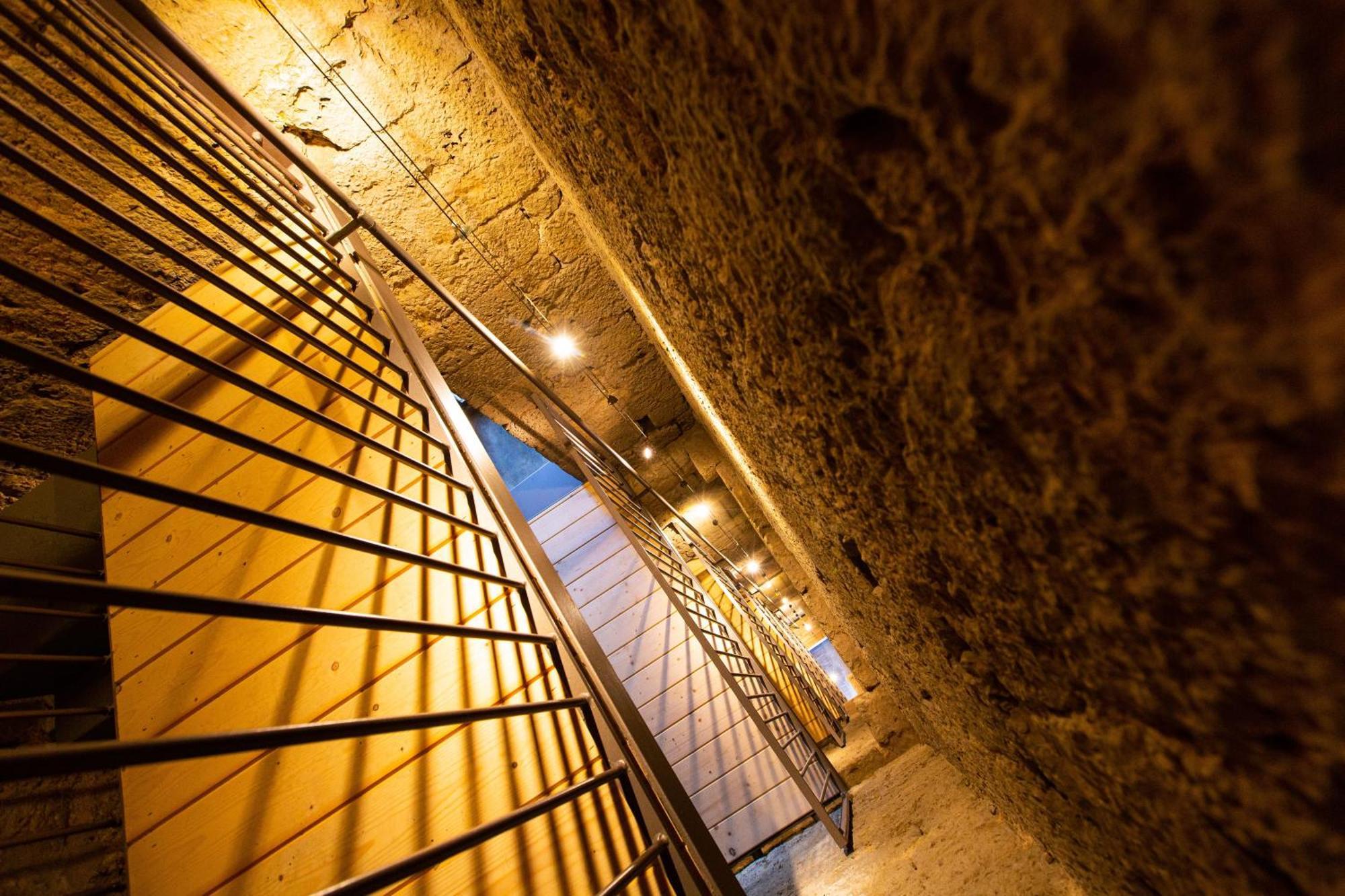 شقة The Artists' Tower - Amazing View From The Tower سان جيمينيانو المظهر الخارجي الصورة